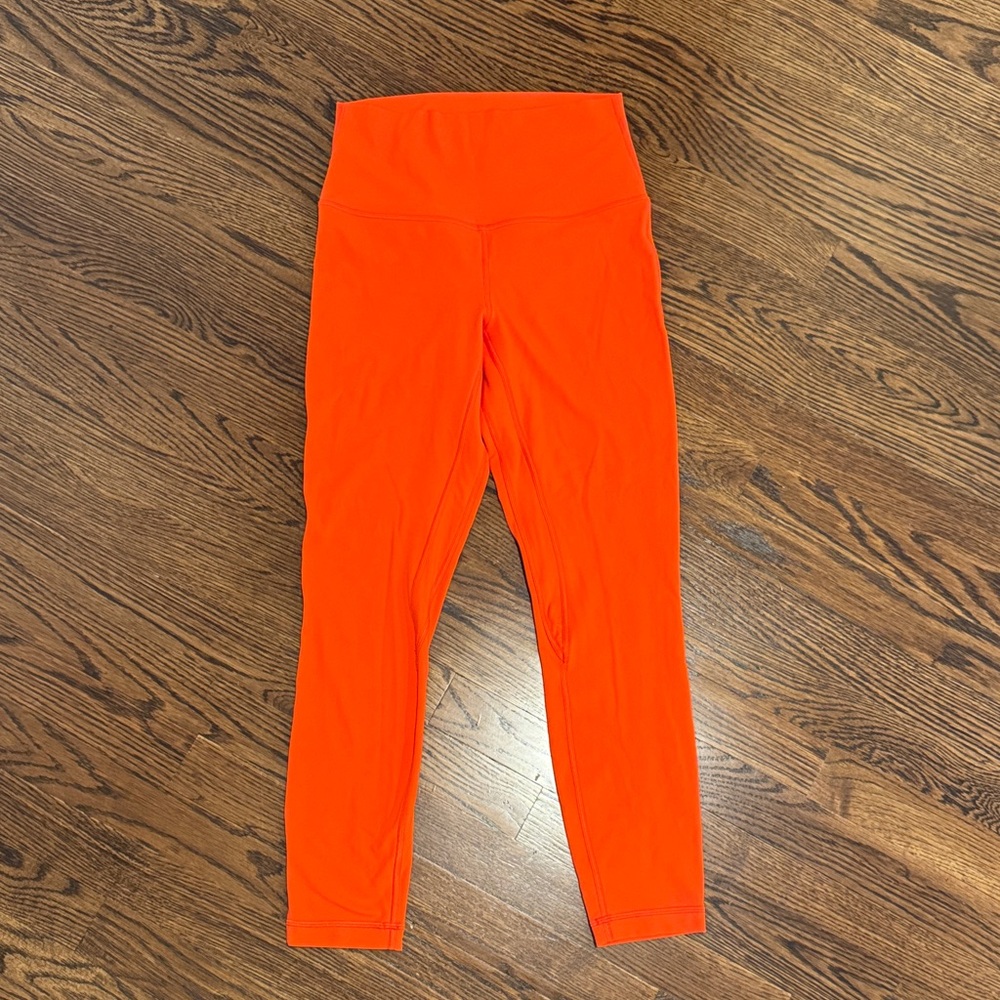 Lululemon size 6 Align 7/8 leggings